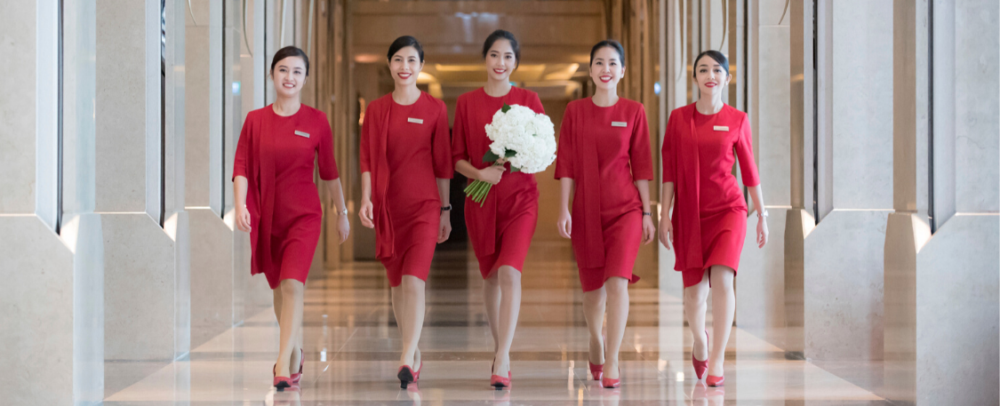 Birthday of an Icon: Kempinski Lady in Red celebrates its 10th anniversary